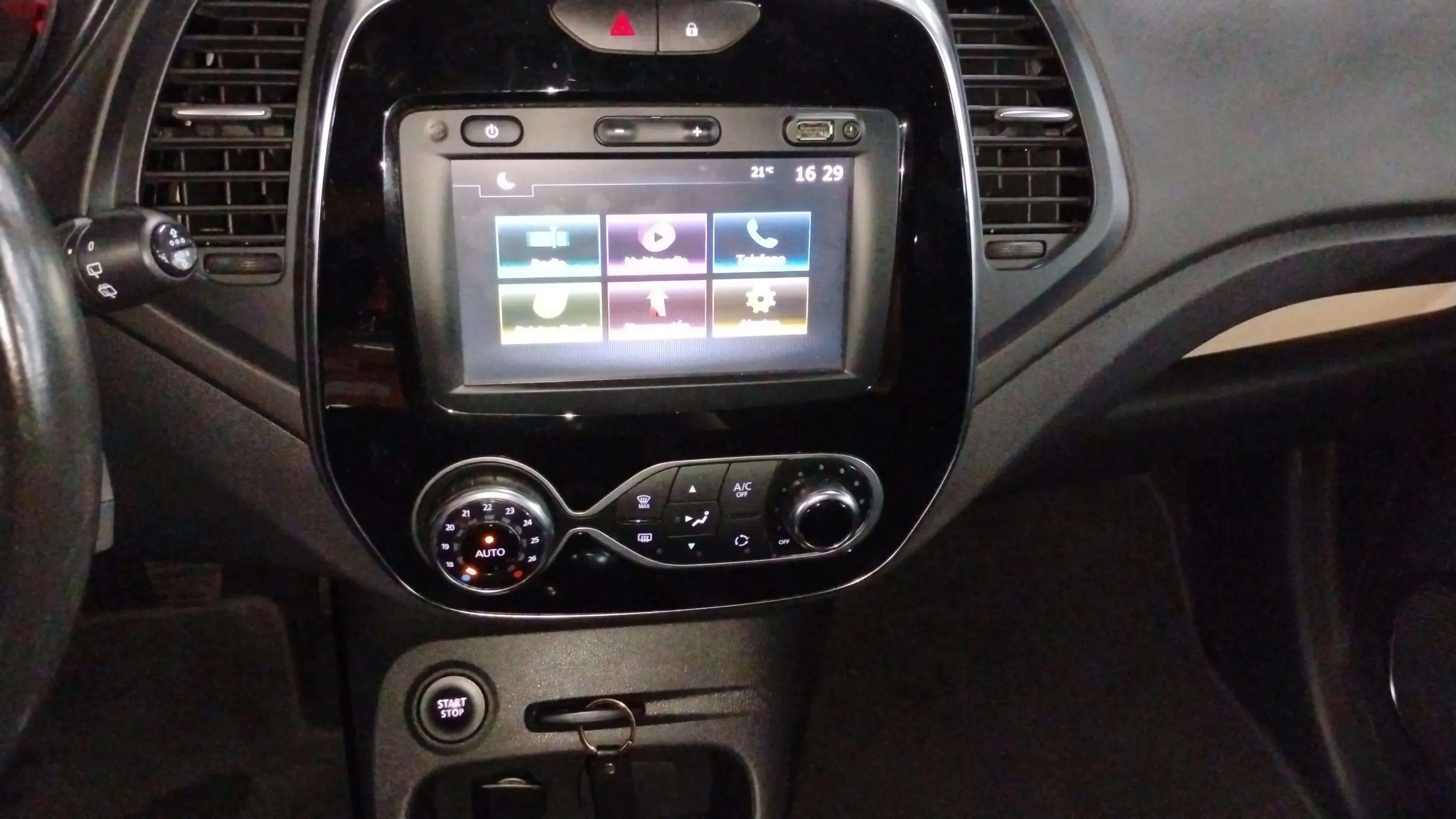 Renault Captur Intens Energy TCe -18 - foto 20