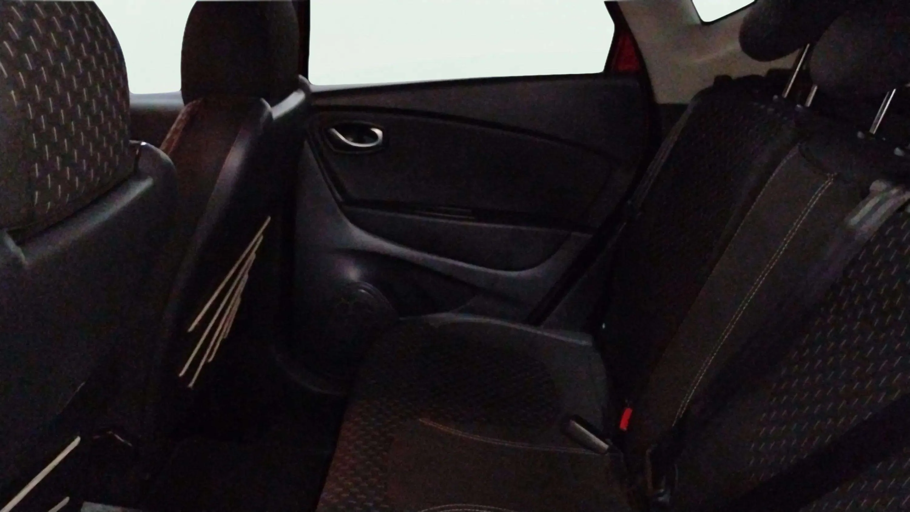 Renault Captur Intens Energy TCe -18 - foto 12
