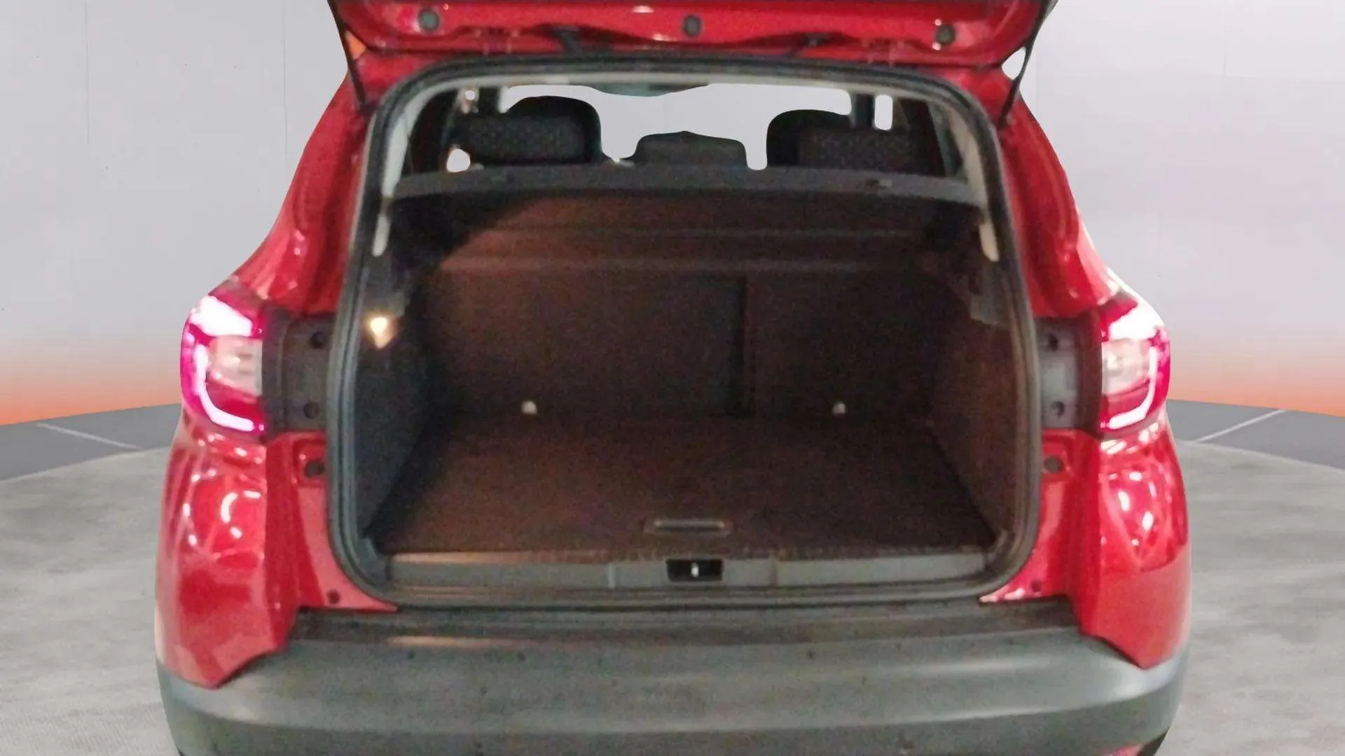 Renault Captur Intens Energy TCe -18 - foto 24