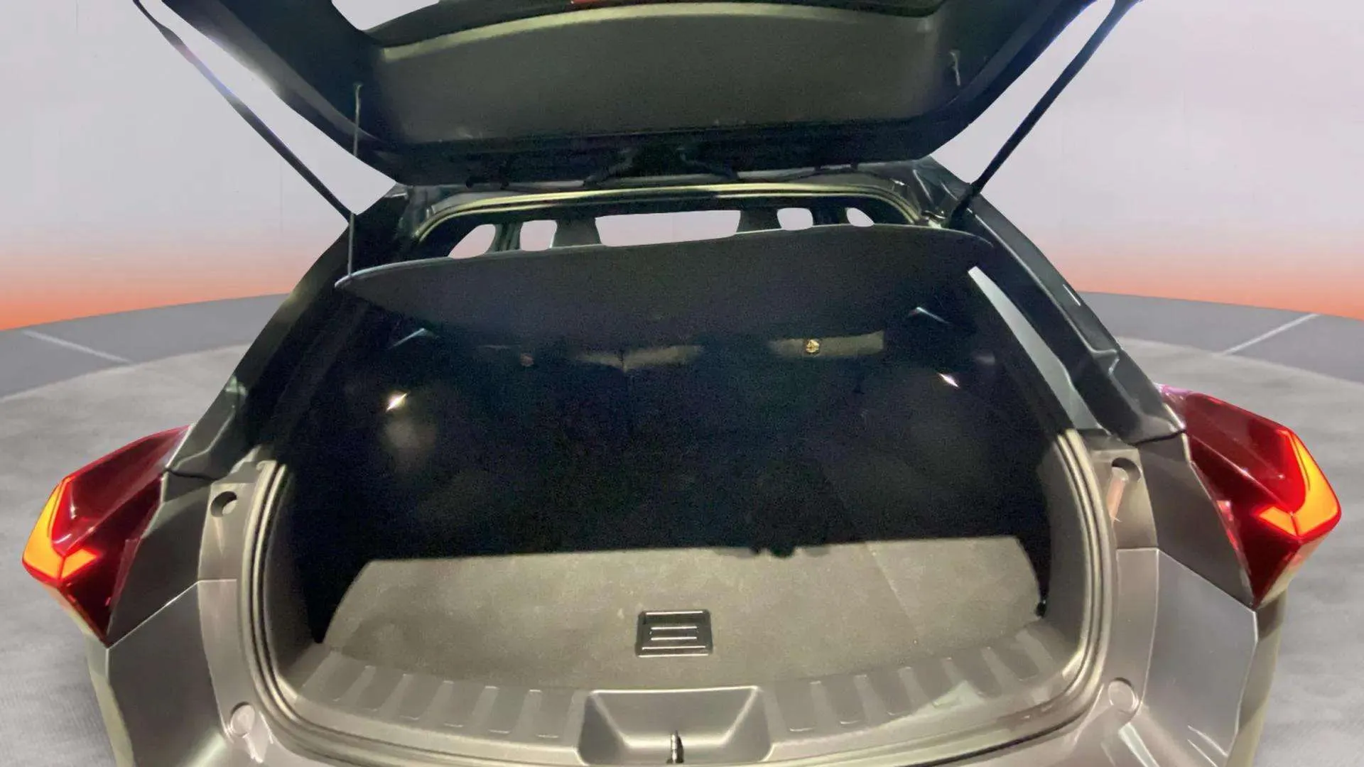 Lexus UX 2.0 250h Business - foto 13