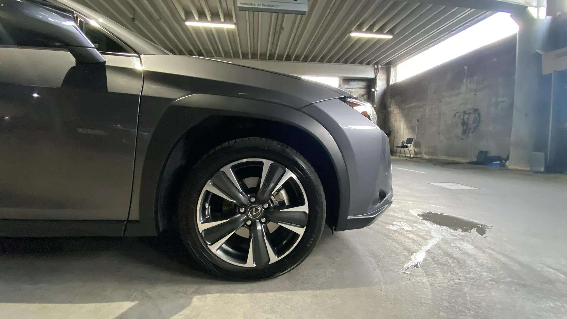 Lexus UX 2.0 250h Business - foto 14