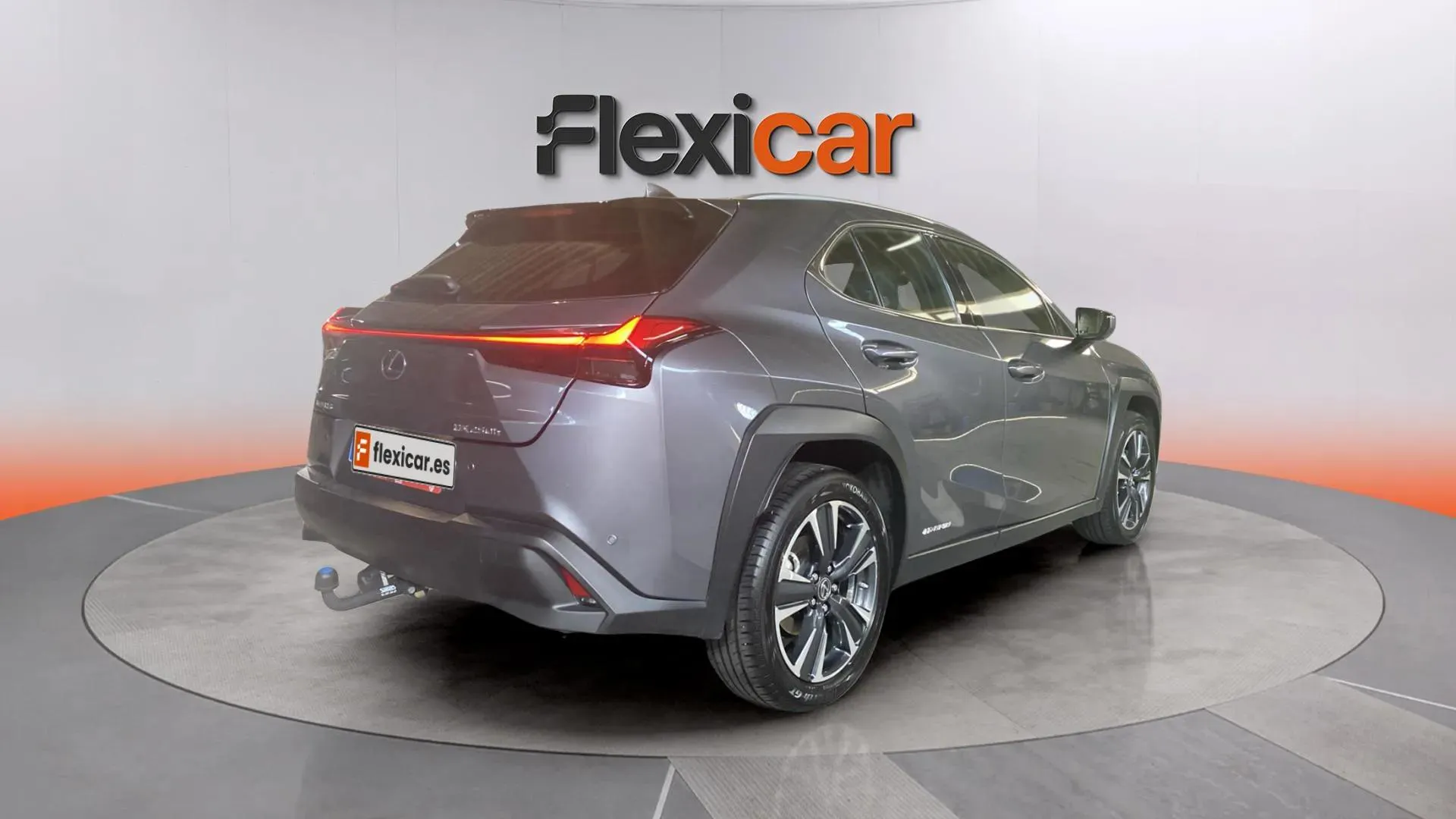 Lexus UX 2.0 250h Business - foto 4
