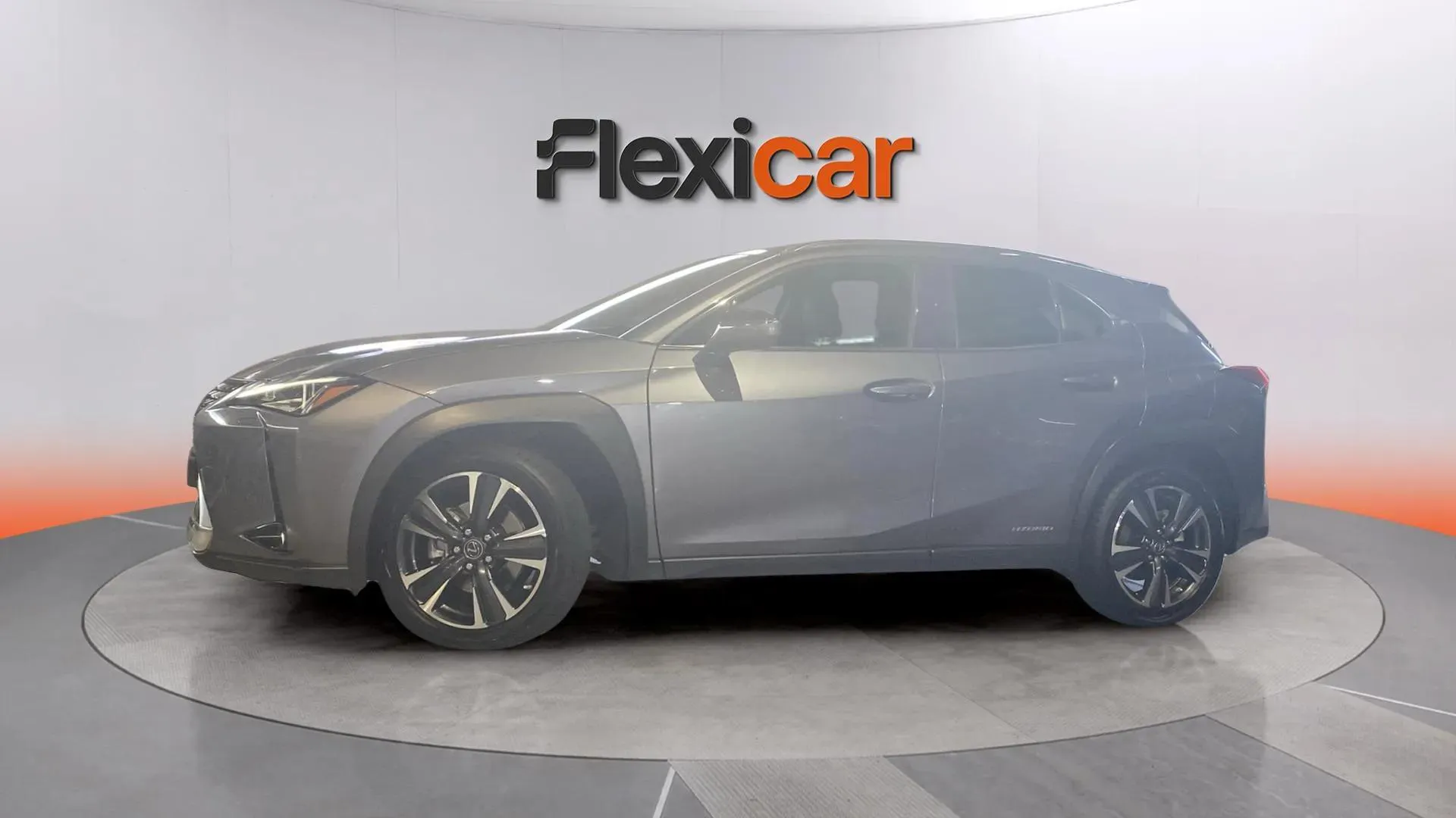 Lexus UX 2.0 250h Business - foto 9