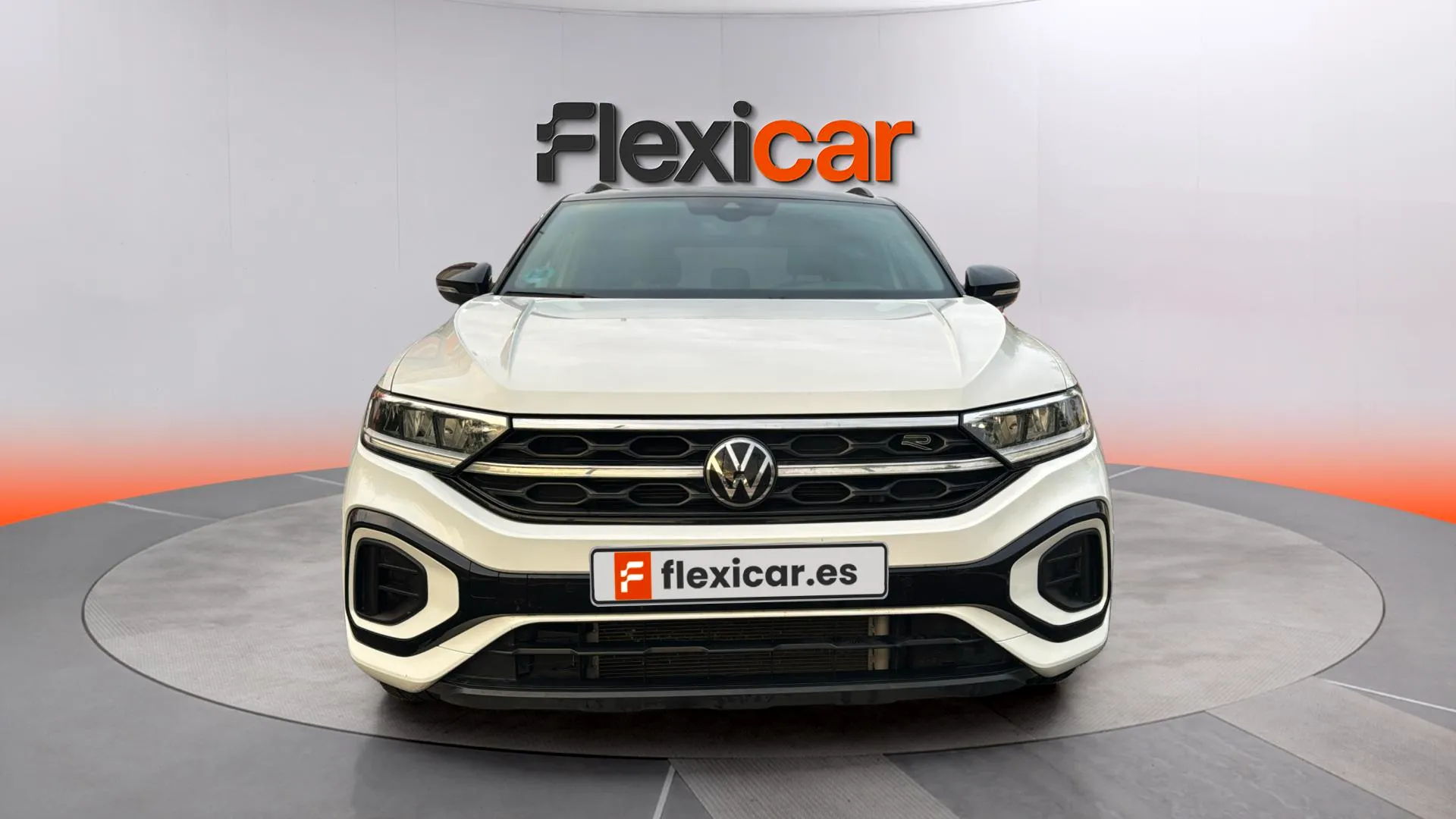 Volkswagen T-Roc R-Line 1.5 TSI DSG - foto 2