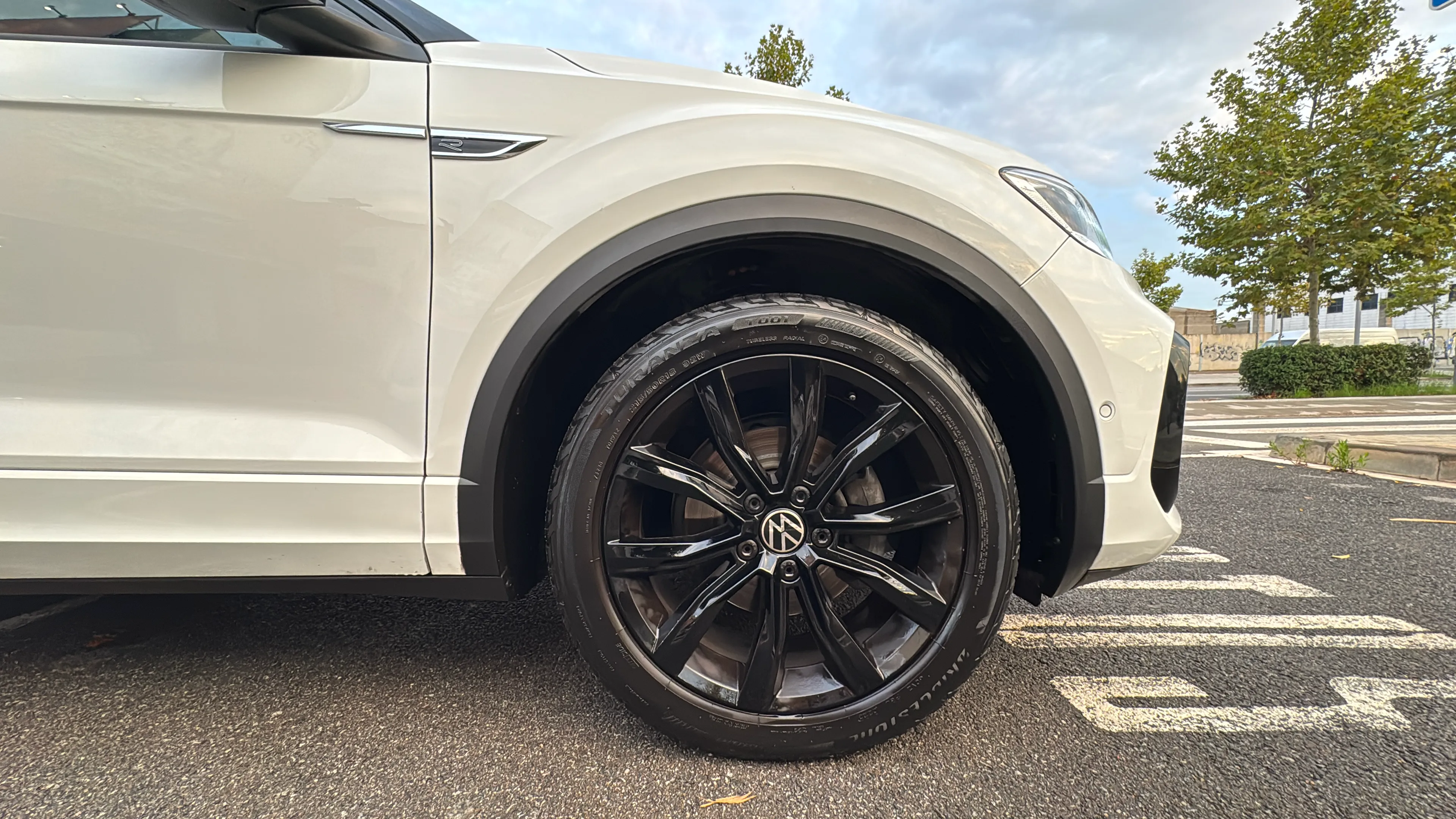 Volkswagen T-Roc R-Line 1.5 TSI DSG - foto 30