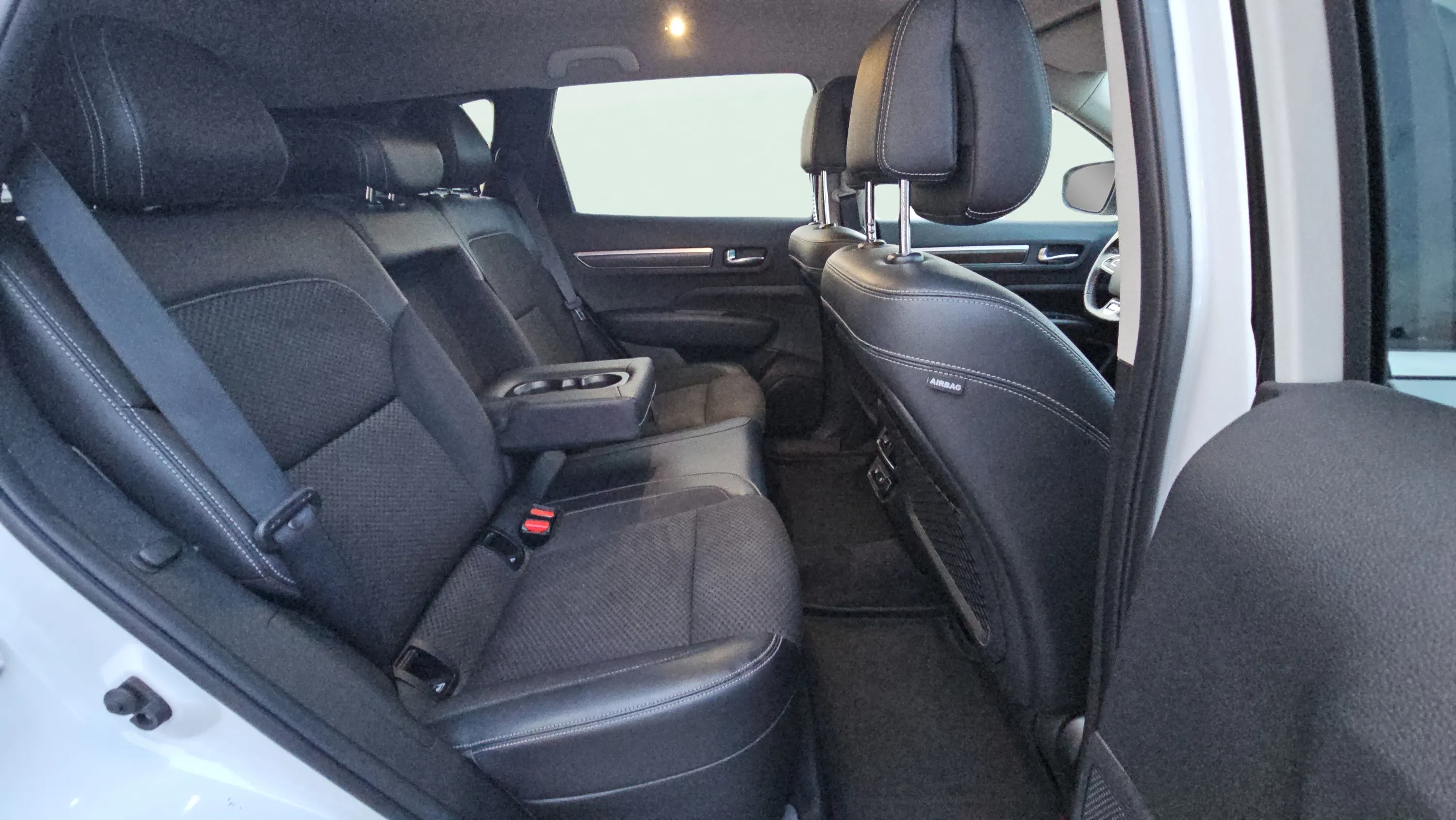 Renault Koleos Zen dCi 175 X-Tronic 4x4 -18 - foto 14