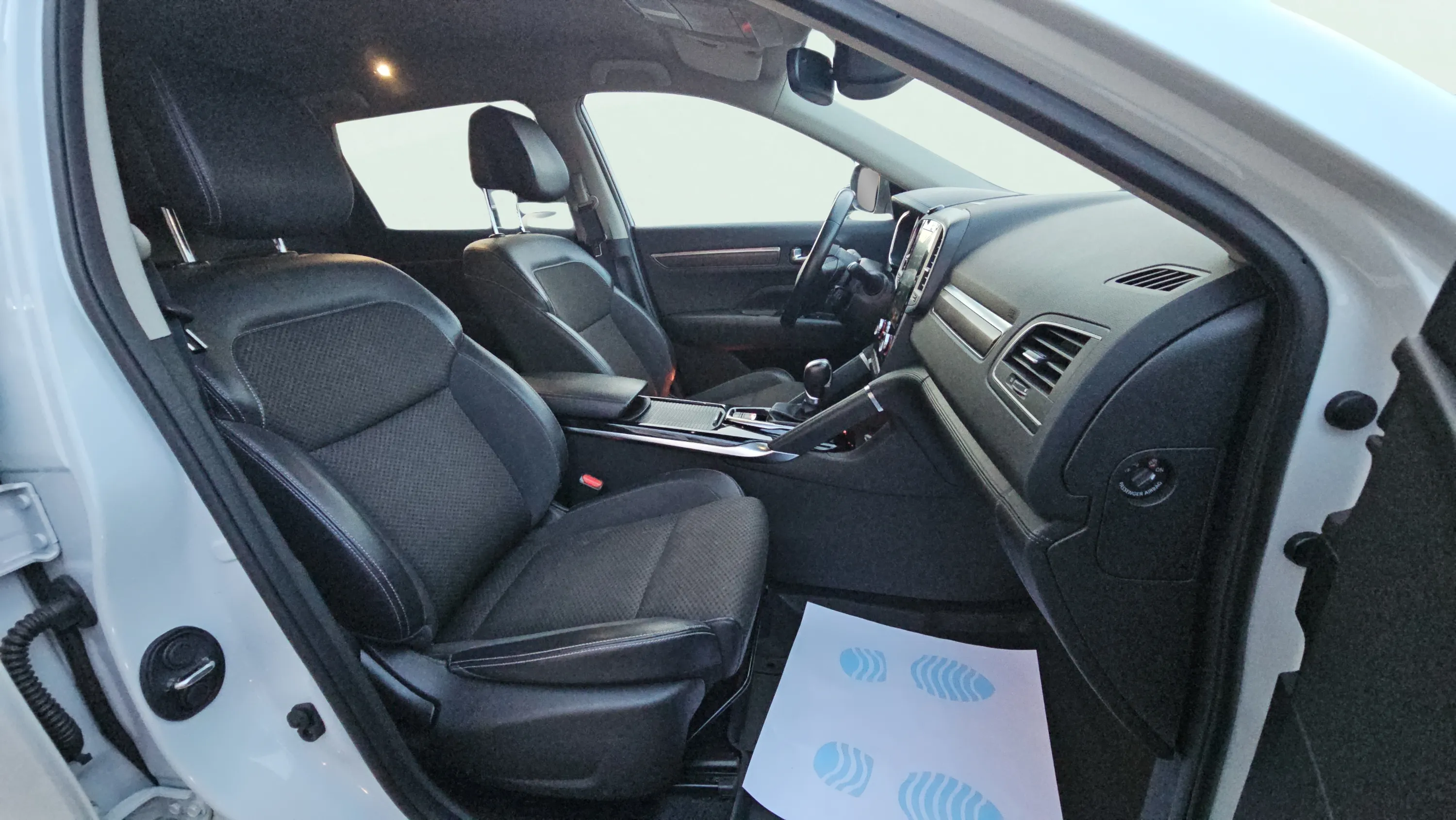 Renault Koleos Zen dCi 175 X-Tronic 4x4 -18 - foto 13