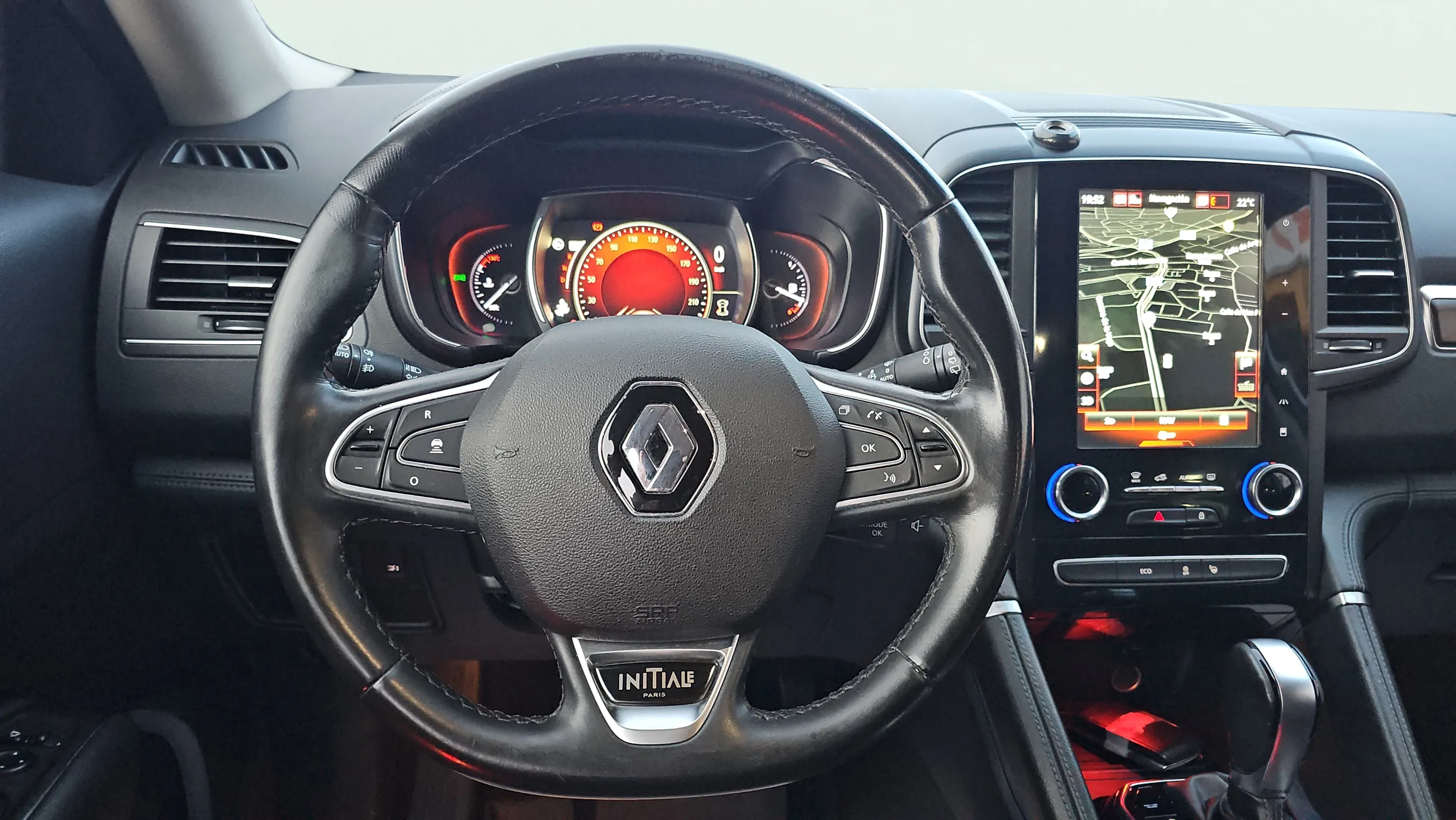 Renault Koleos Zen dCi 175 X-Tronic 4x4 -18 - foto 11