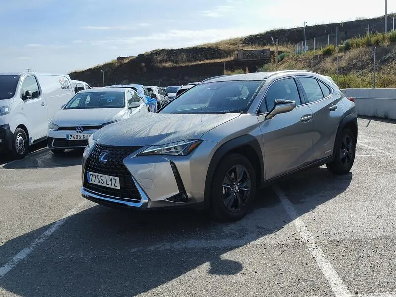 Lexus UX 2.0 250h Business (2021) 2022