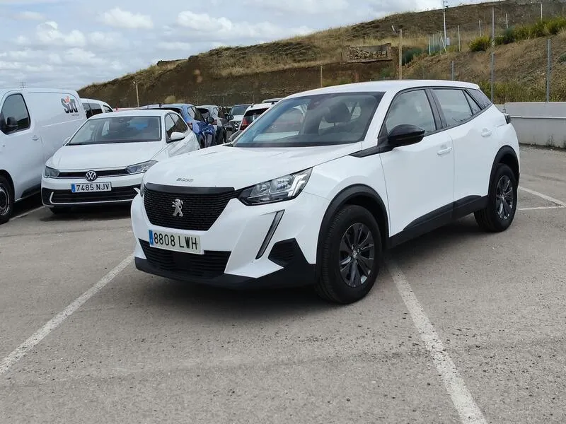 Peugeot 2008 Active Pack Puretech S&S 6 Vel. MAN 2022