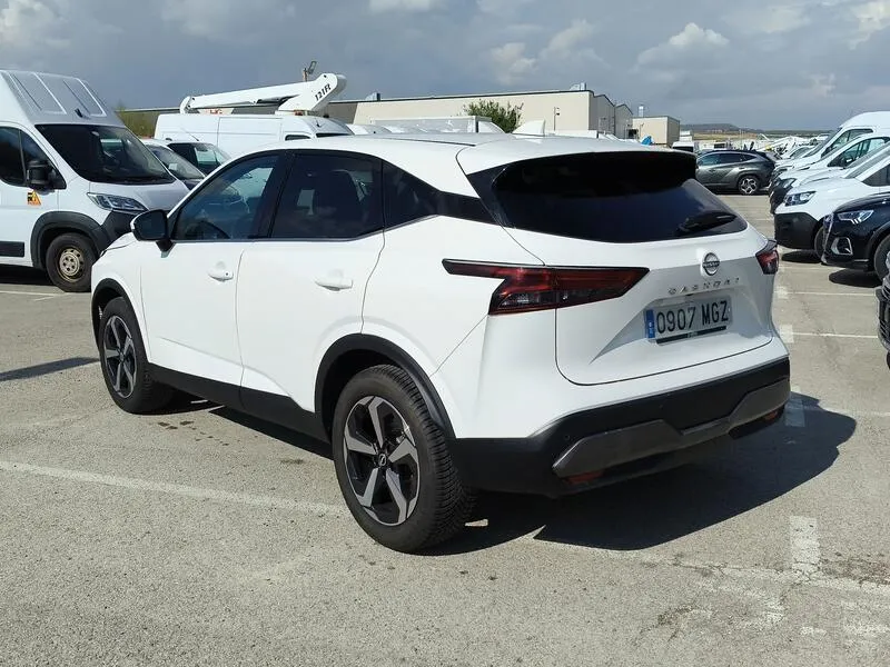 Nissan Qashqai DIG-T mHEV Xtronic 4x4 N-Connecta - foto 4