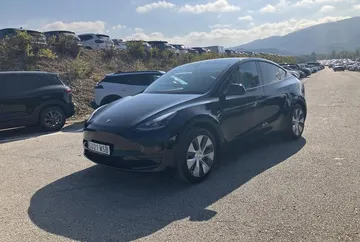 tesla model y traccion trasera rwd 52 kwh electrico automatica arval barcelona 903000000294670