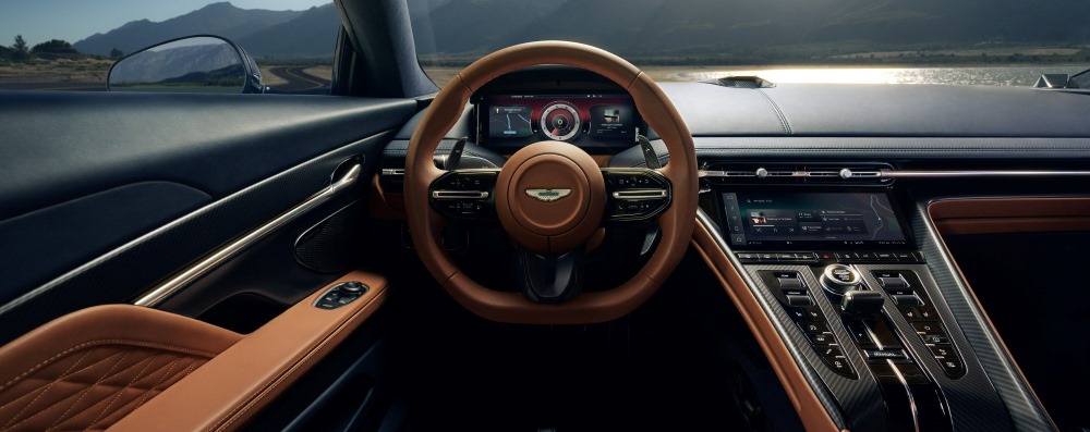 Interior del Aston Martin DB12