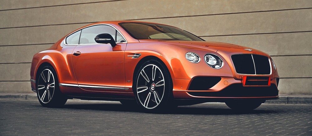 Otra de las míticas marcas de coches de lujo, Bentley